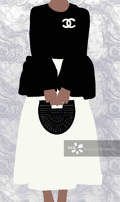 白色裙子、黑色包和黑色荷叶边女衬衫图片素材