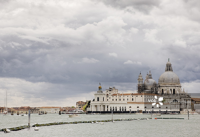 威尼斯圣玛利亚·德拉·萨卢特教堂：文艺复兴时期的建筑，位于 Guidecca 运河上图片素材