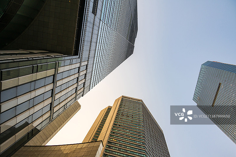 广州中信广场写字楼低角度仰拍图片素材