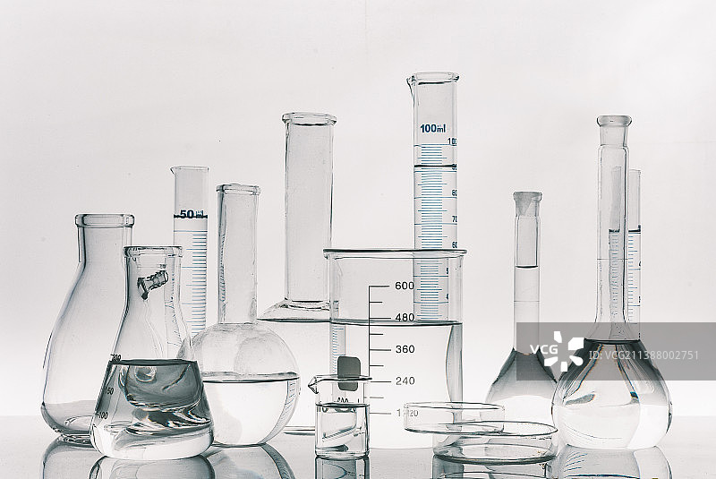 生物化学玻璃仪器拍摄图片素材