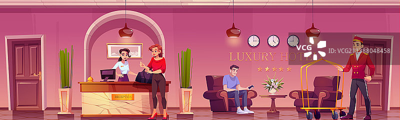 豪华酒店大堂内的客人和工作人员图片素材