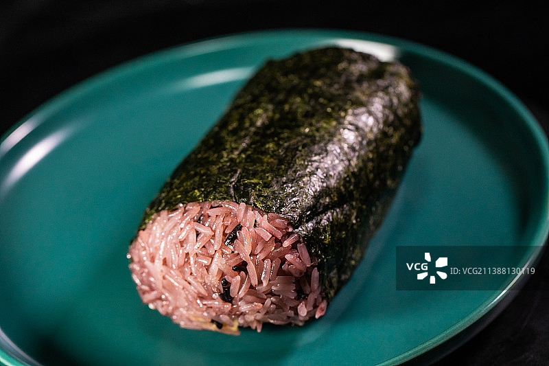 日本料理寿司米饭团美食图片素材