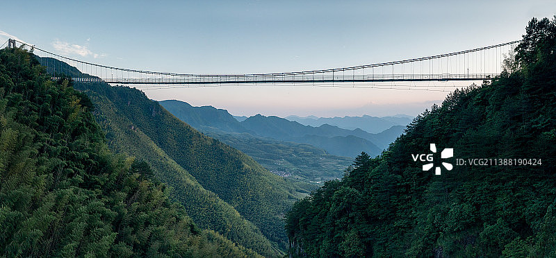 南尖岩空中栈道图片素材