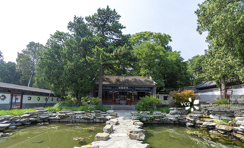 香山公园  金刚宝座塔  碧云寺  琉璃塔  香炉峰  宗镜大昭之庙  勤政殿  听雪轩  龙椅图片素材