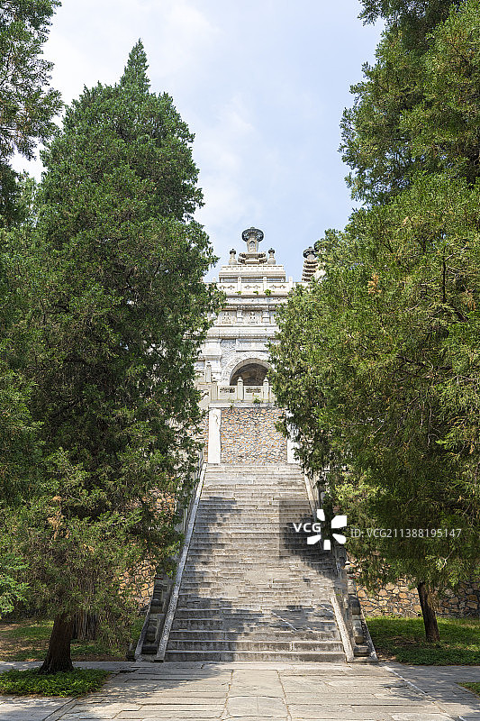 香山公园  金刚宝座塔  碧云寺  琉璃塔  香炉峰  宗镜大昭之庙  勤政殿  听雪轩  龙椅图片素材