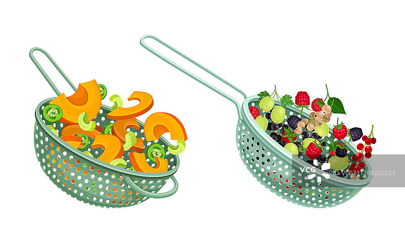 厨房沥水篮中的蔬菜图片素材