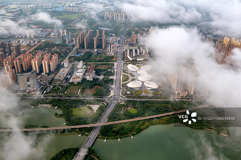 飞云之上图片素材