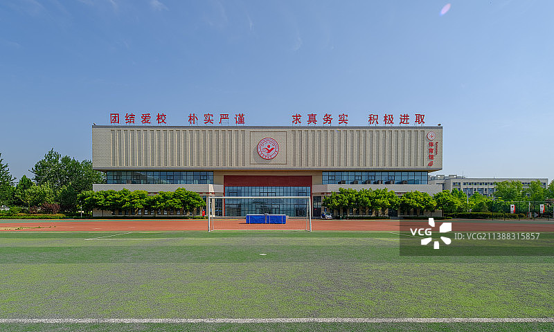 中国山东省聊城第一中学体育馆图片素材