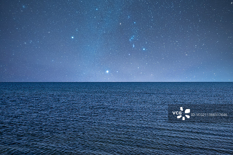 赛里木湖星空图片素材