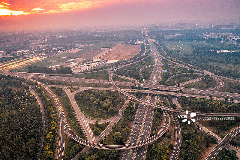北京市昌平区北六环交通枢纽高速公路立交桥百葛桥航拍图片素材