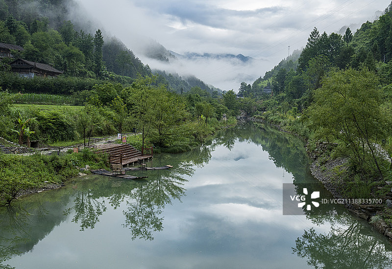山光水韵彭家寨（湖北恩施土家古村彭家寨山光水色迷人眼球）图片素材