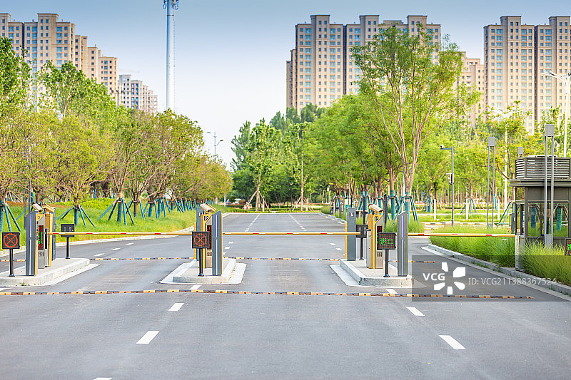 新能源电动汽车充电站VIP智能无人停车场图片素材