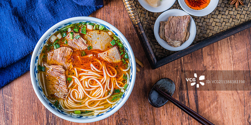 甘肃兰州美食一碗兰州拉面图片素材