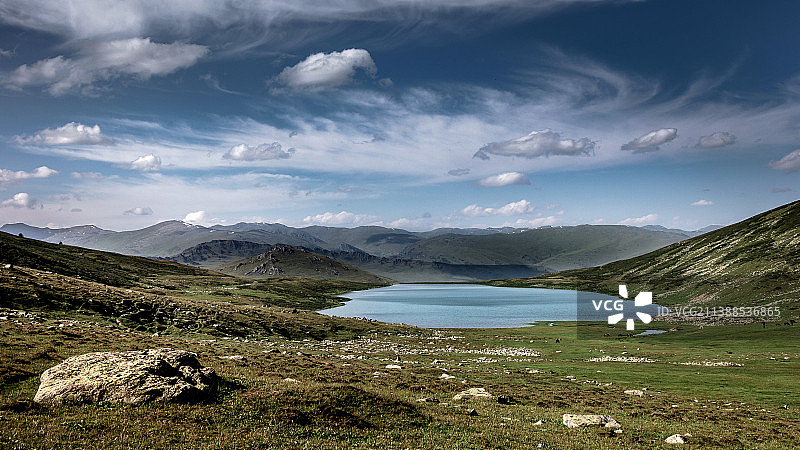 微风山谷 • 新疆布尔津图片素材