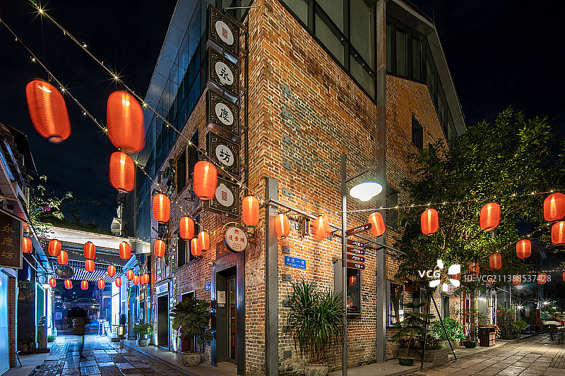 广州荔湾西关永庆坊旅游区夜景图片素材