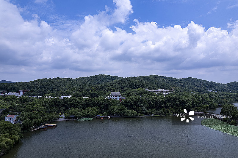 杭州西湖香格里拉饭店航拍图片素材