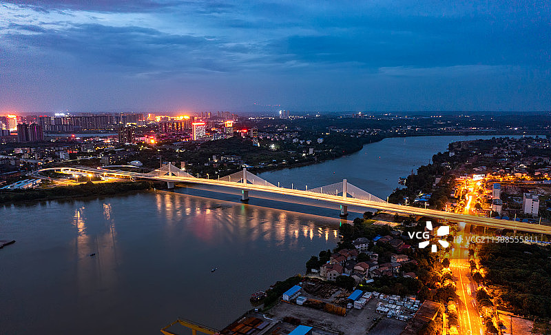 航拍湖南衡阳城市夜景风光图片素材