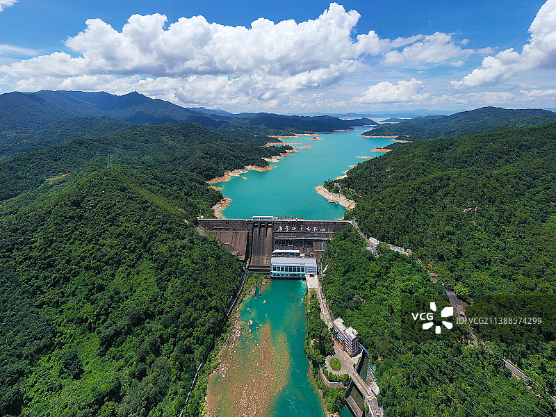 广东省河源市东源县万绿湖新丰江水库大坝景区航拍图片素材