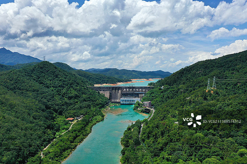广东省河源市东源县万绿湖新丰江水库大坝景区航拍图片素材