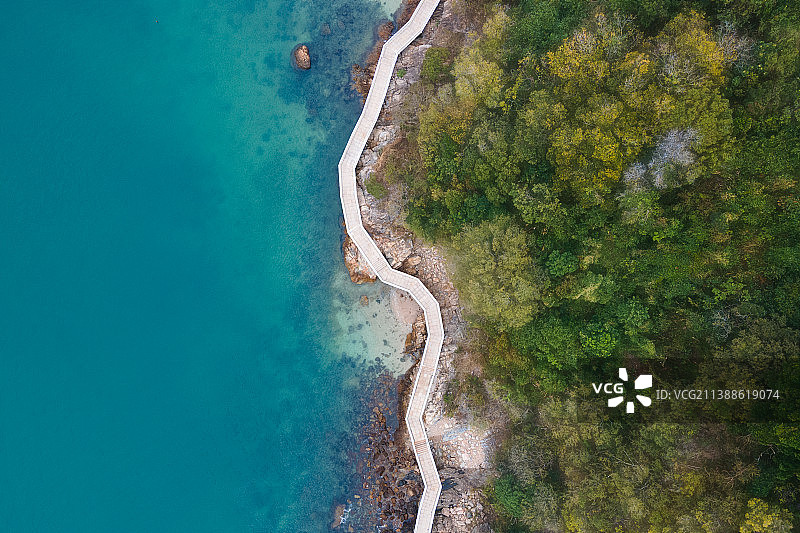 深圳盐田区，深圳小梅沙栈道，海岸线，大海，航拍深圳，航拍大海，大梅沙，大梅沙栈道，海边，航拍海岸线，图片素材