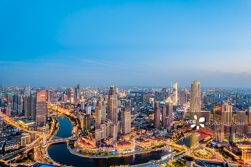 中国天津海河和津湾广场CBD城市天际线夜景航拍图片素材