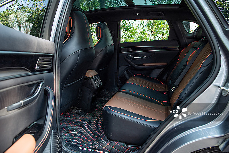 汽车后排座椅内饰图片素材