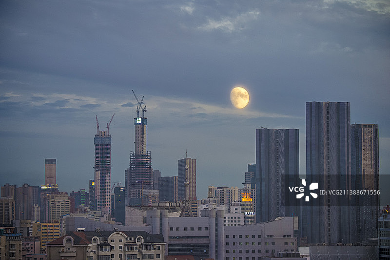 月半…图片素材