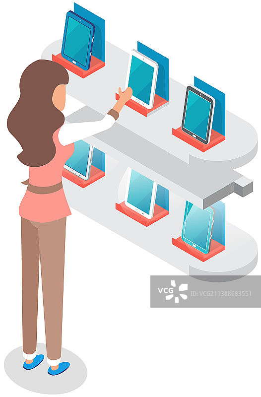 女子在展览会上看智能手机和平板电脑图片素材