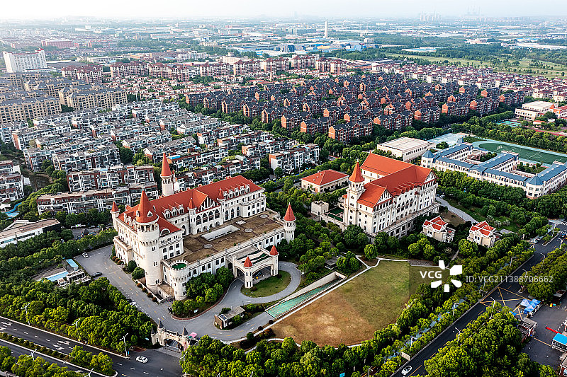 上海美兰湖妇产科医院航拍图片素材