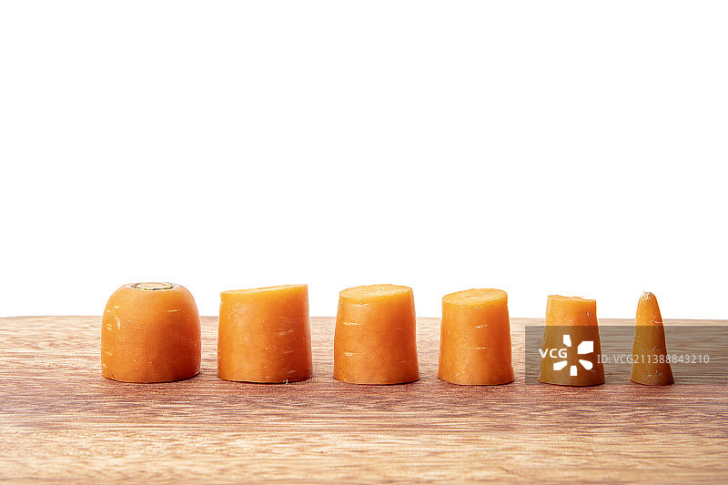 案板上的胡萝卜静物特写图片素材