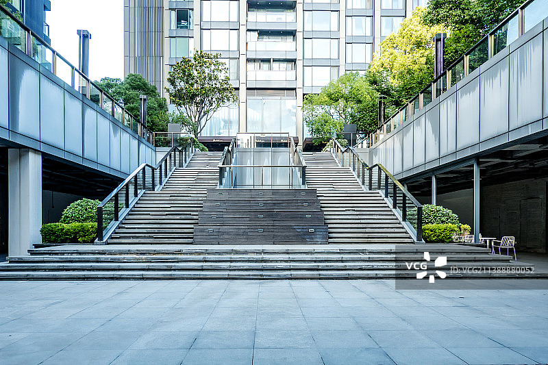 上海大悦城下沉式广场图片素材