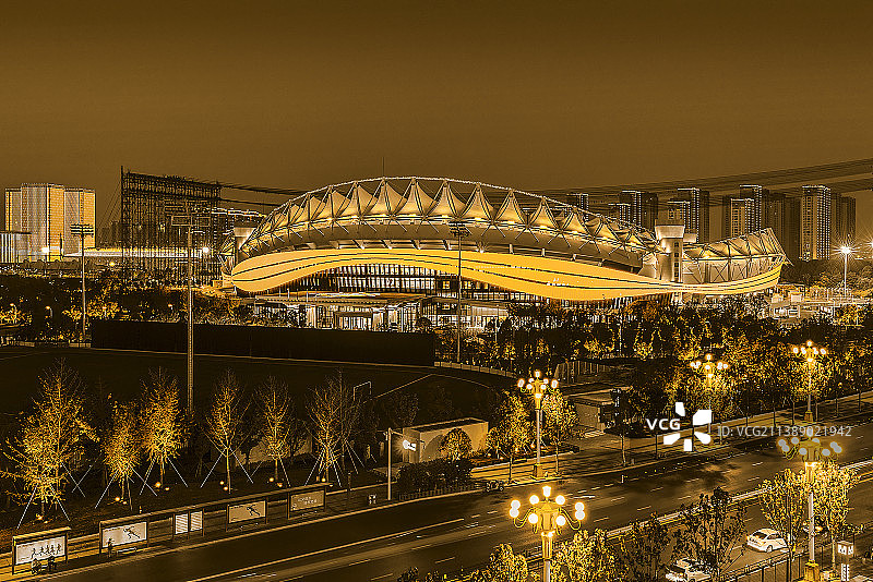 武汉体育中心之夜图片素材