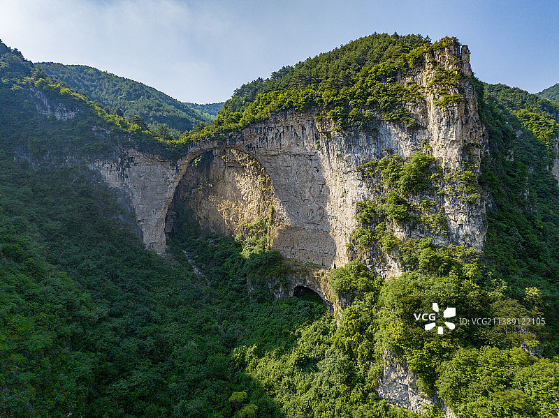 长治市太行山风光，天生桥，猫路。图片素材
