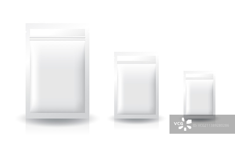 三种尺寸的空白白色自立式拉链袋图片素材