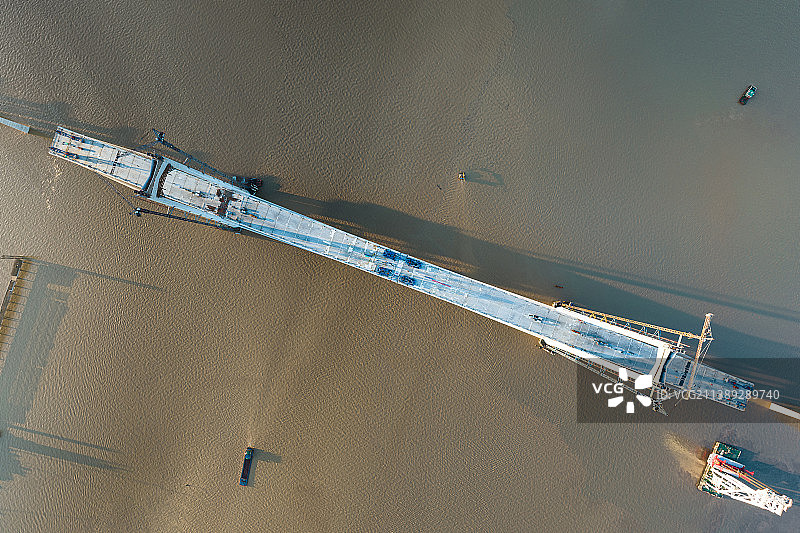 建设中的深中通道合拢的中山大桥航拍2022图片素材