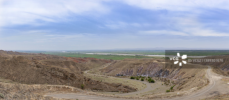 宁夏牛首山夏日风光图片素材