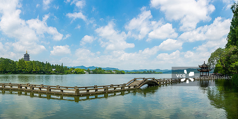 雷峰塔 长桥 西湖风光 杭州西湖风景 浙江西湖地标图片素材