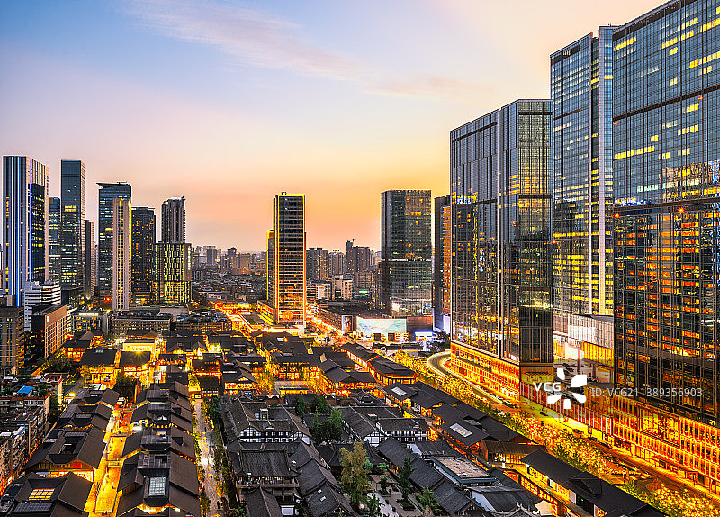 四川成都春熙路太古里CBD夜景航拍图图片素材