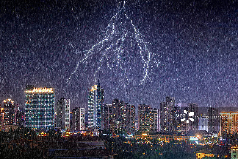 雷雨图片素材
