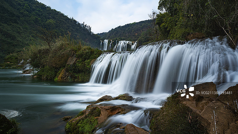 九龙瀑布群图片素材