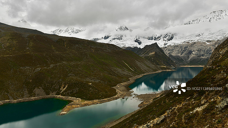 G219国道西藏山南市洛扎县色乡白马林措风光图片素材