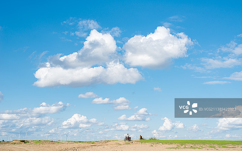 蓝天白云图片素材