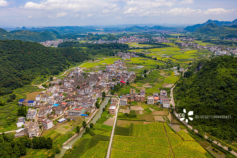 郴州宜章765乡道黄花村图片素材