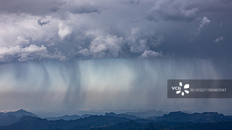 大自然的馈赠——雨幡 Virga图片素材