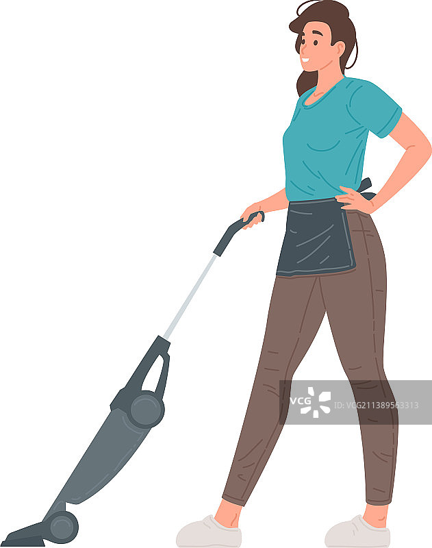 面带微笑的年轻家庭主妇穿着围裙清洁地板图片素材