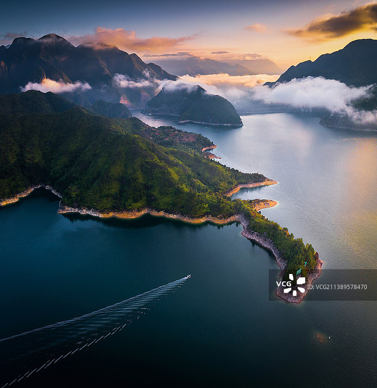 神龟迎客福满天图片素材