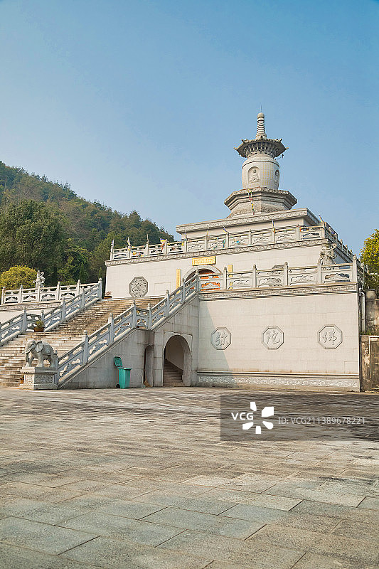 古寺内的的万佛圣塔图片素材