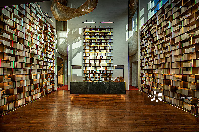 图书馆书架图片素材