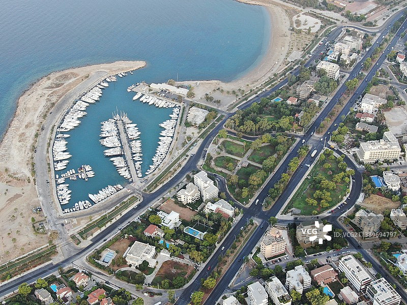 希腊雅典城市与游艇码头航拍图片素材