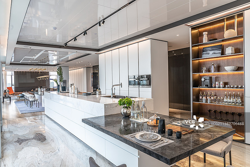 样板间饭厅餐桌图片素材